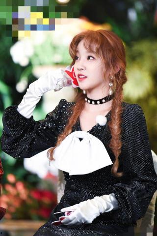 宋雨琦爆料爸爸是谁啊视频,爸爸身份曝光，网友热议